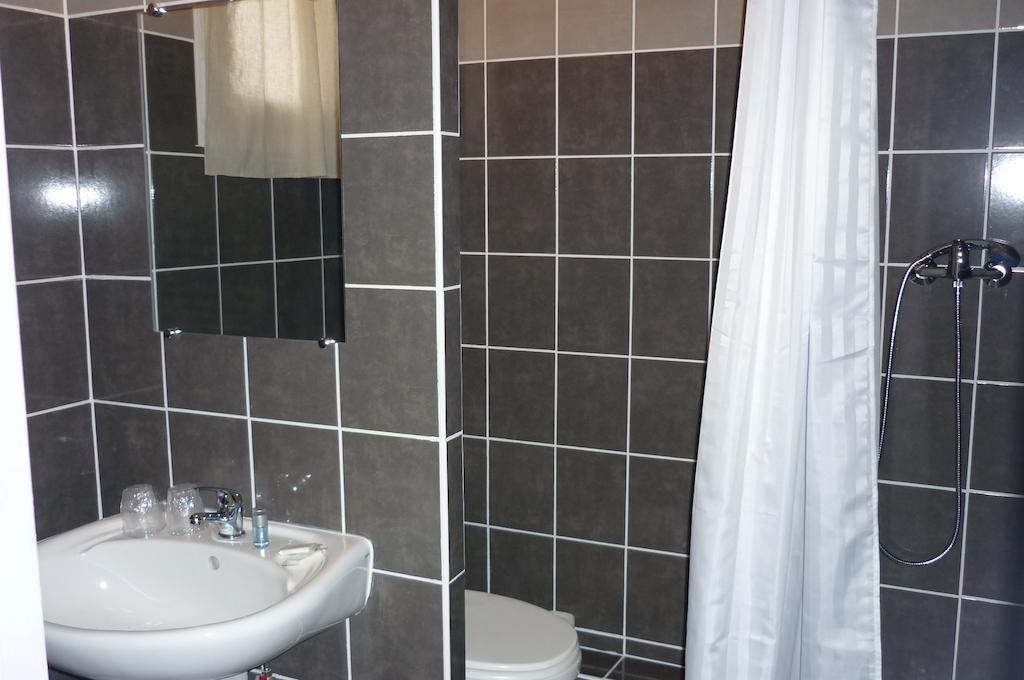 L'Hospitalet Saint Charles Hotel Montpellier Room photo